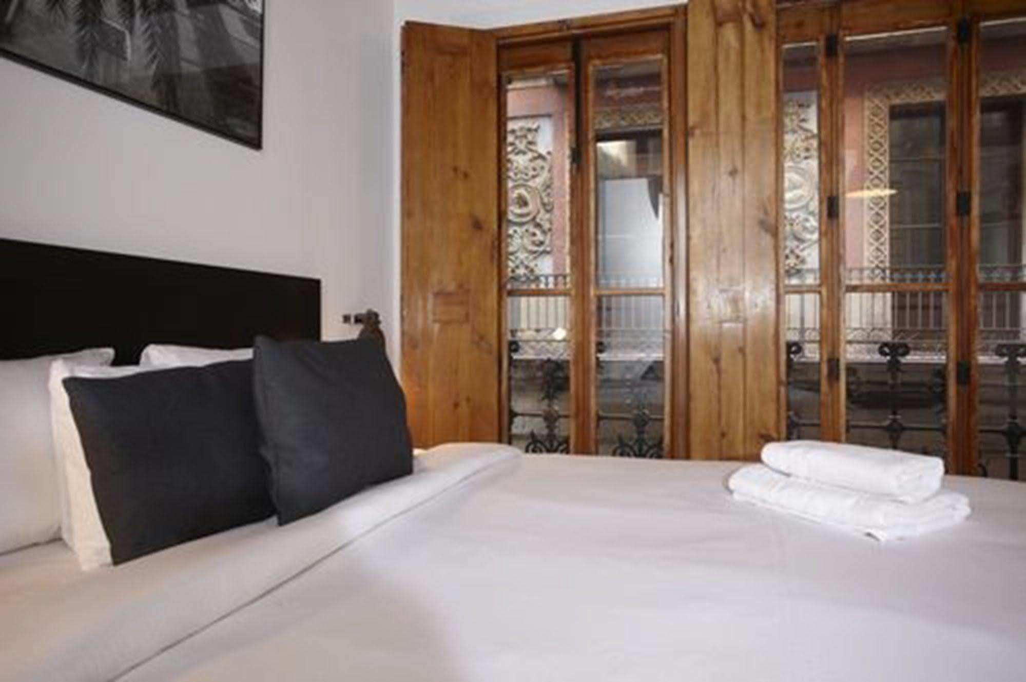 L'Escudellers By The Streets Appartement Barcelona Buitenkant foto